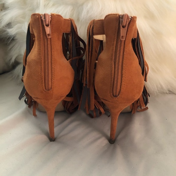 Tan boho high heels - Picture 3 of 3